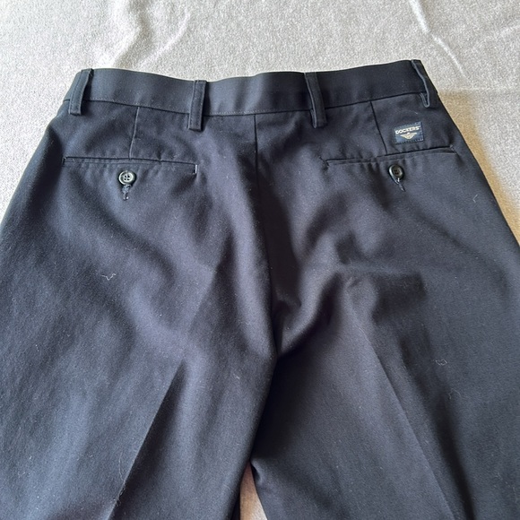3 for 1 price:  Bundle of 3 pair of men’s Dockers pants. All pairs Size 30x30. - Picture 8 of 15